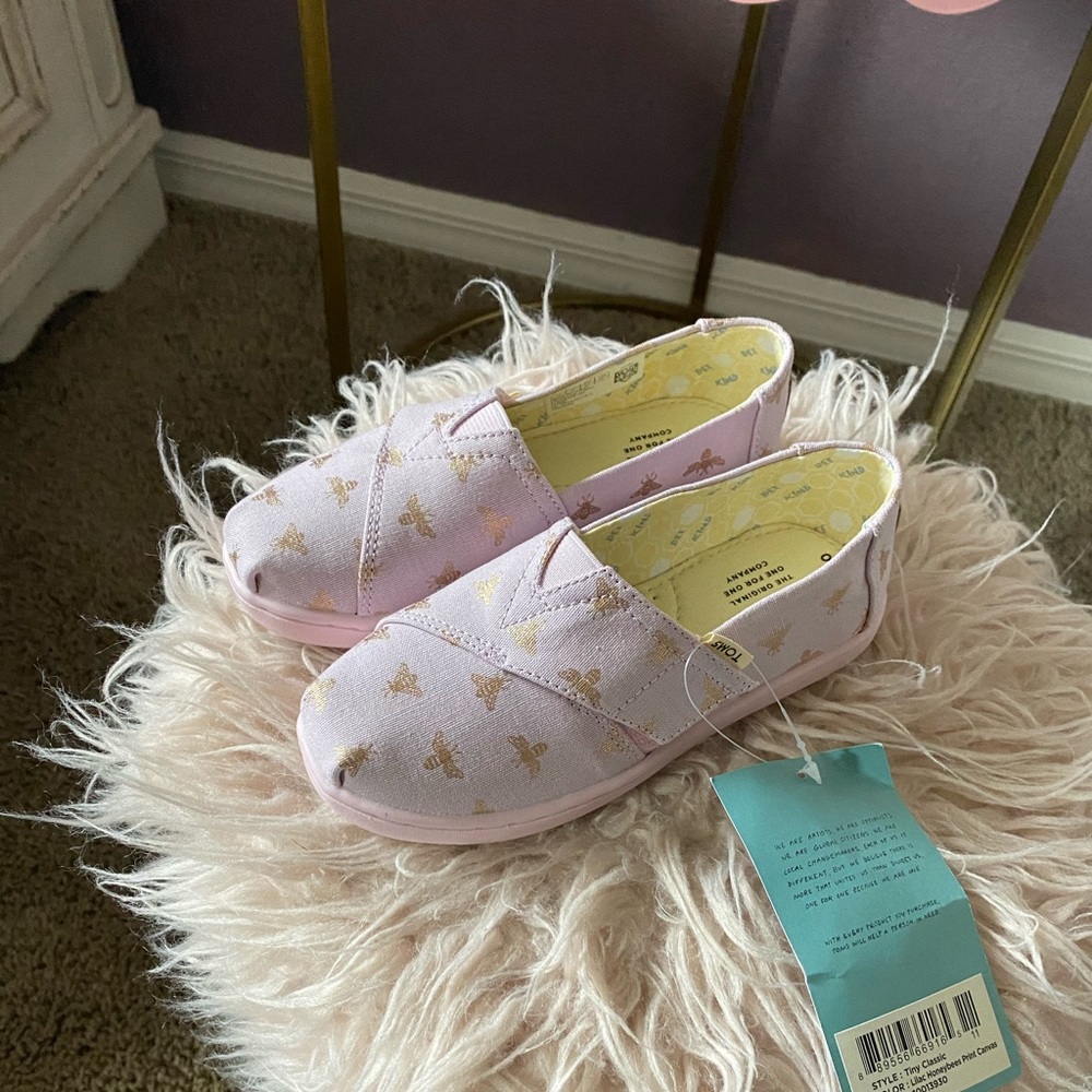 Girls Toms Shoes